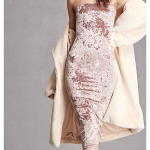VELVET STRAPLESS TUBE DRESS